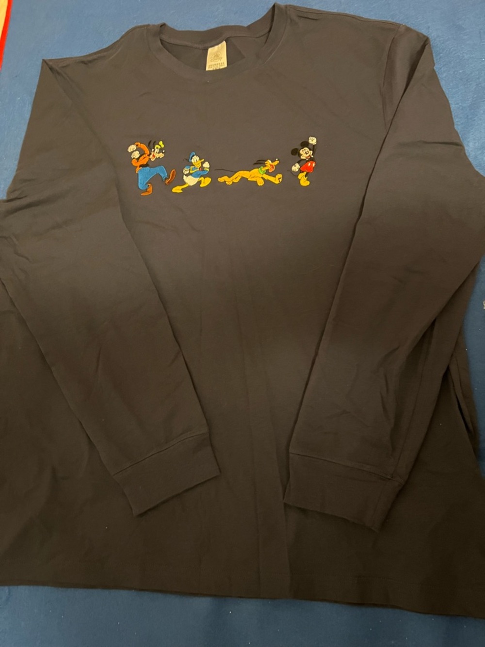 NWT Disney Navy Unisex XL Long Sleeve Tee, Embroidered Mickey/Donald/Goofy/Pluto